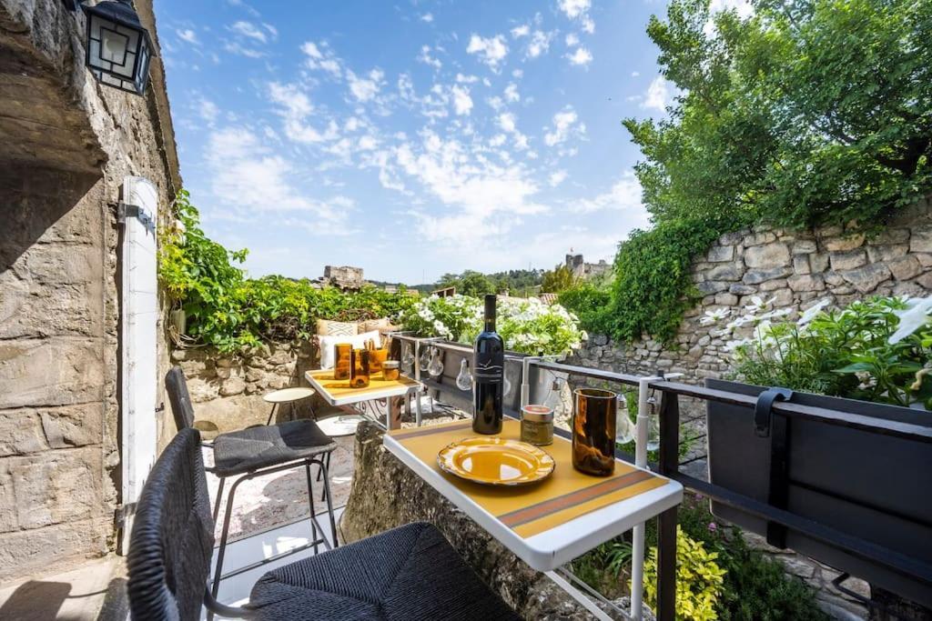 Le Balcon Du Prince Noir Les Baux-de-Provence Exterior photo